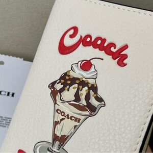 (new+tag+box) Coach women bifold + card case limited edition leather wal…